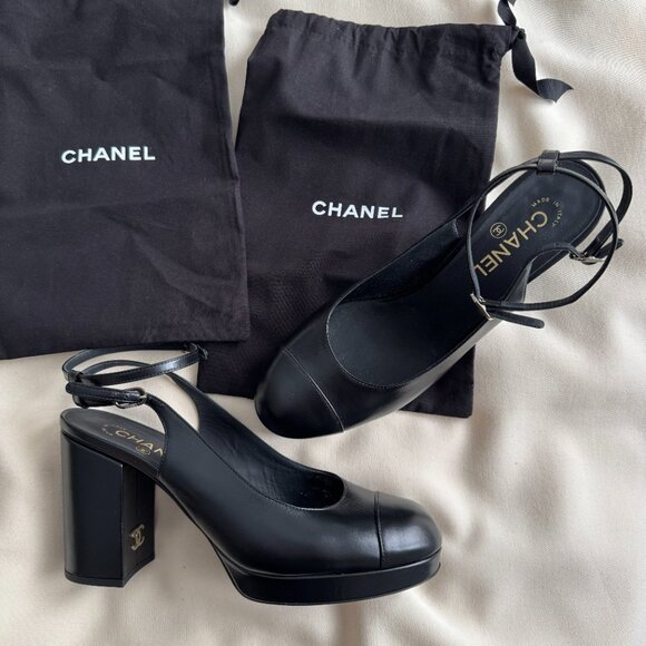 Chanel Round toe black ankle strap pumps, size 41.5 - Picture 10 of 10